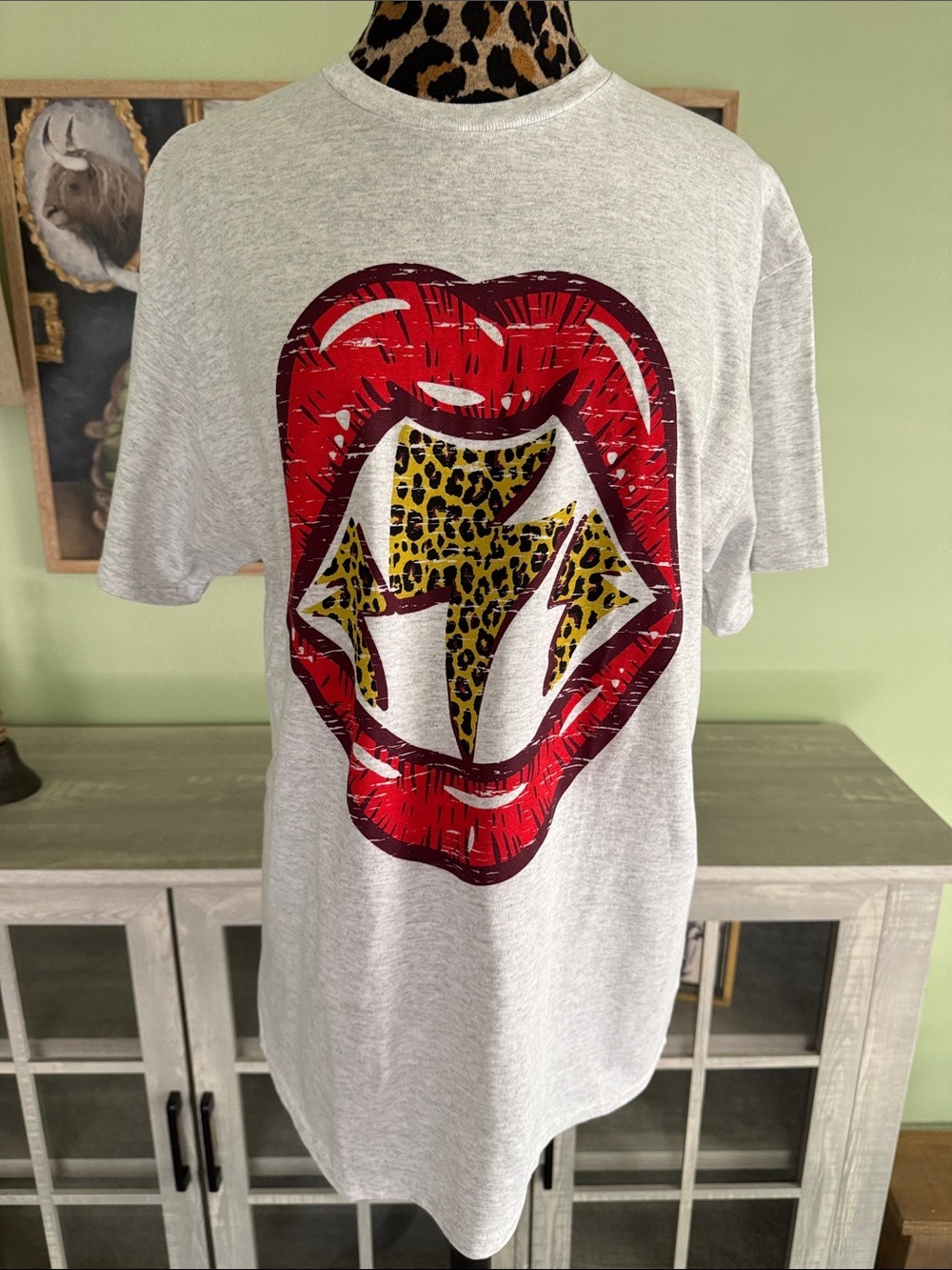 Graphic Tee with Red Lips & Leopard Lightning Print
